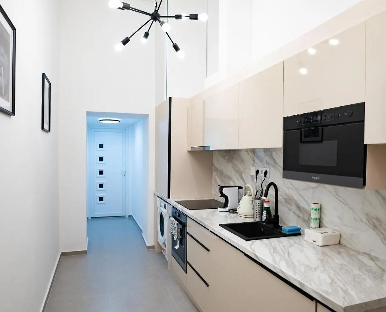 Downtown Double Room Deluxe With Joint Kitchen Budapest Apartment