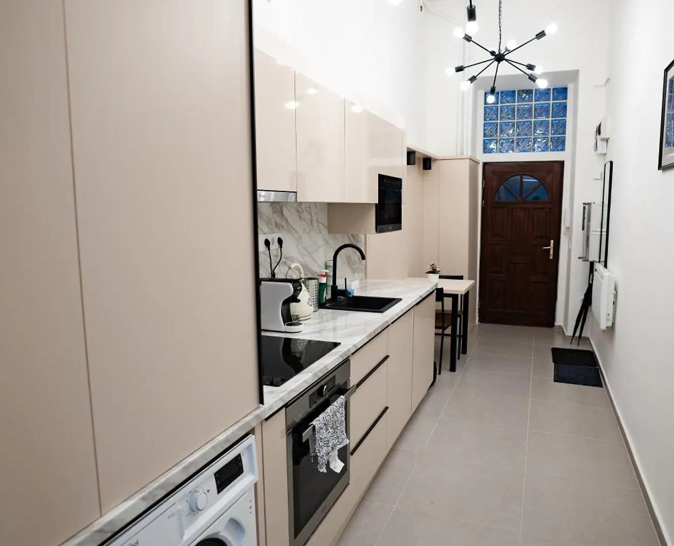 Apartment Downtown Double Room Deluxe With Joint Kitchen Budapest