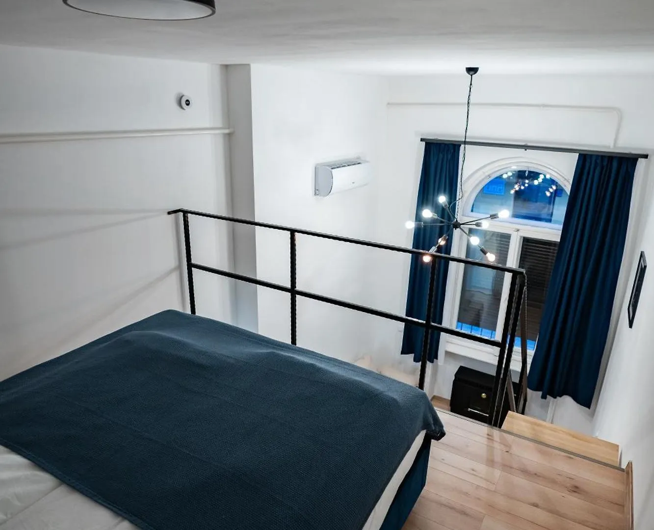 Downtown Double Room Deluxe With Joint Kitchen Budapest Apartment